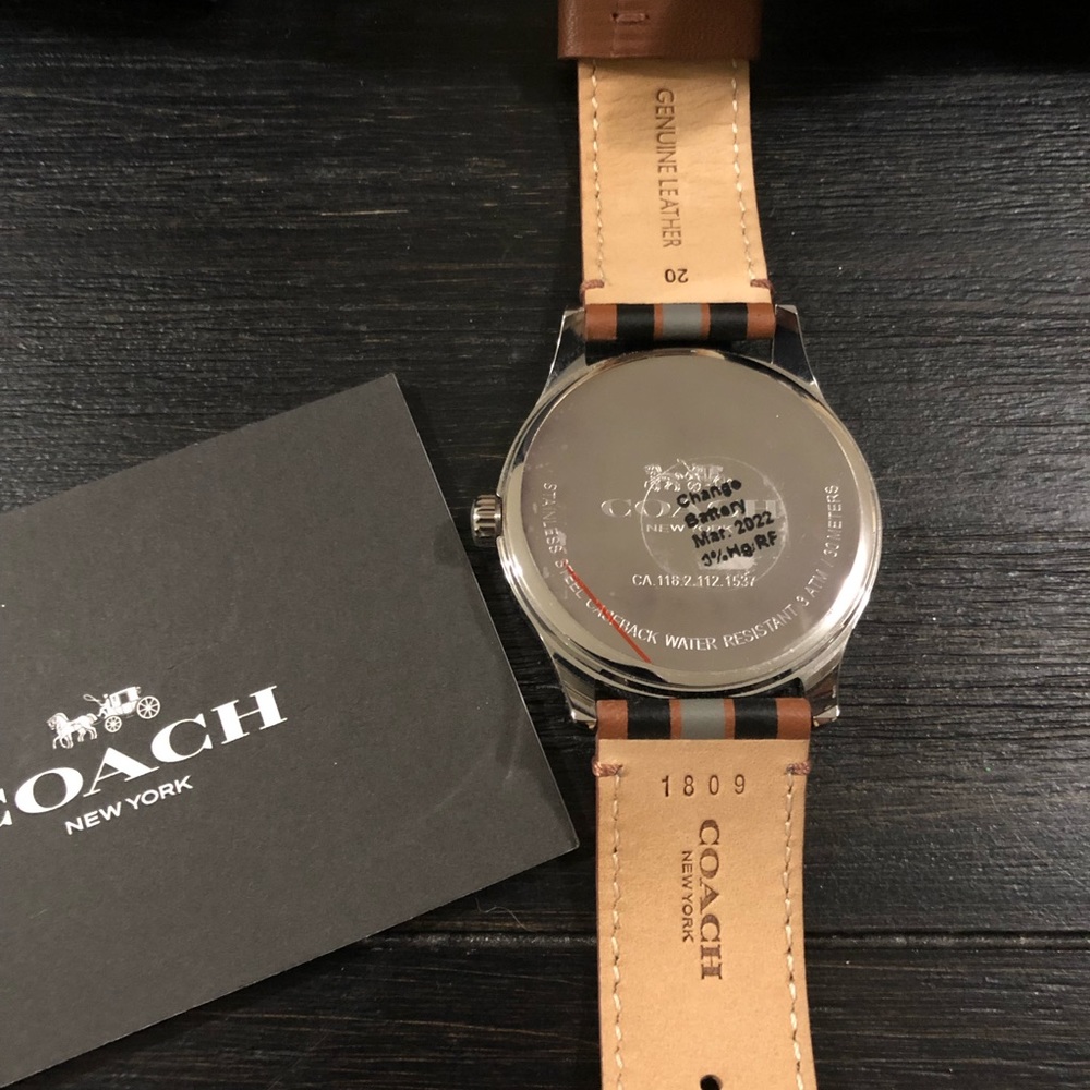 Coach Watch - Picture 3 of 4